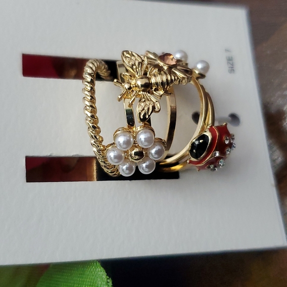 Jessica Simpson Spring  Ring Set 🌻 - Picture 3 of 11